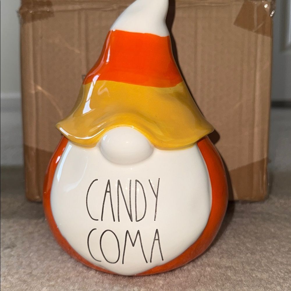 Candy Coma Ceramic Gnome NIP - Picture 2 of 5